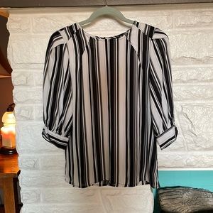 Worthington stripped blouse with cuffed sleeves!